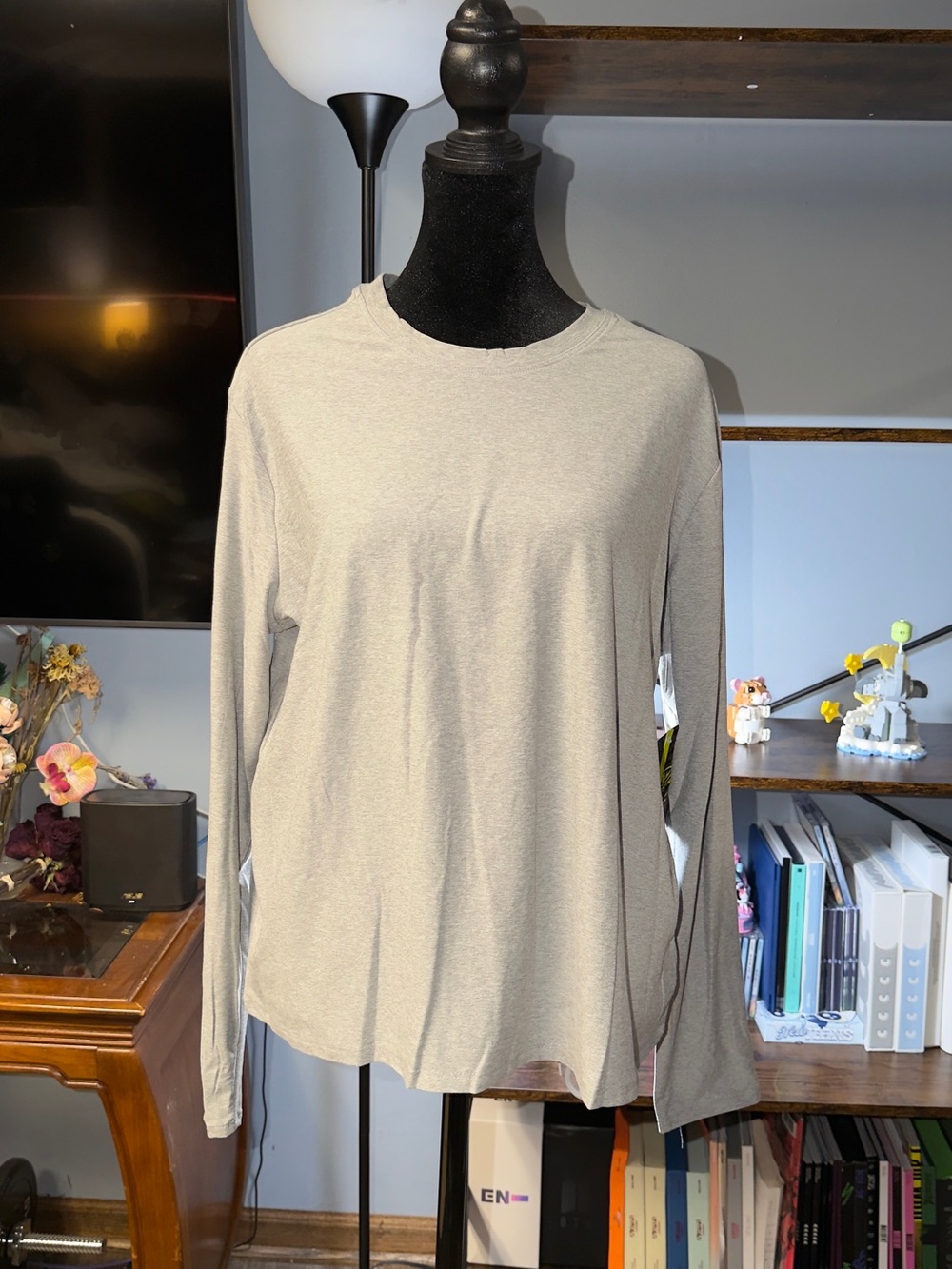 Athletic Works Light Gray Long Sleeve Crewneck Top